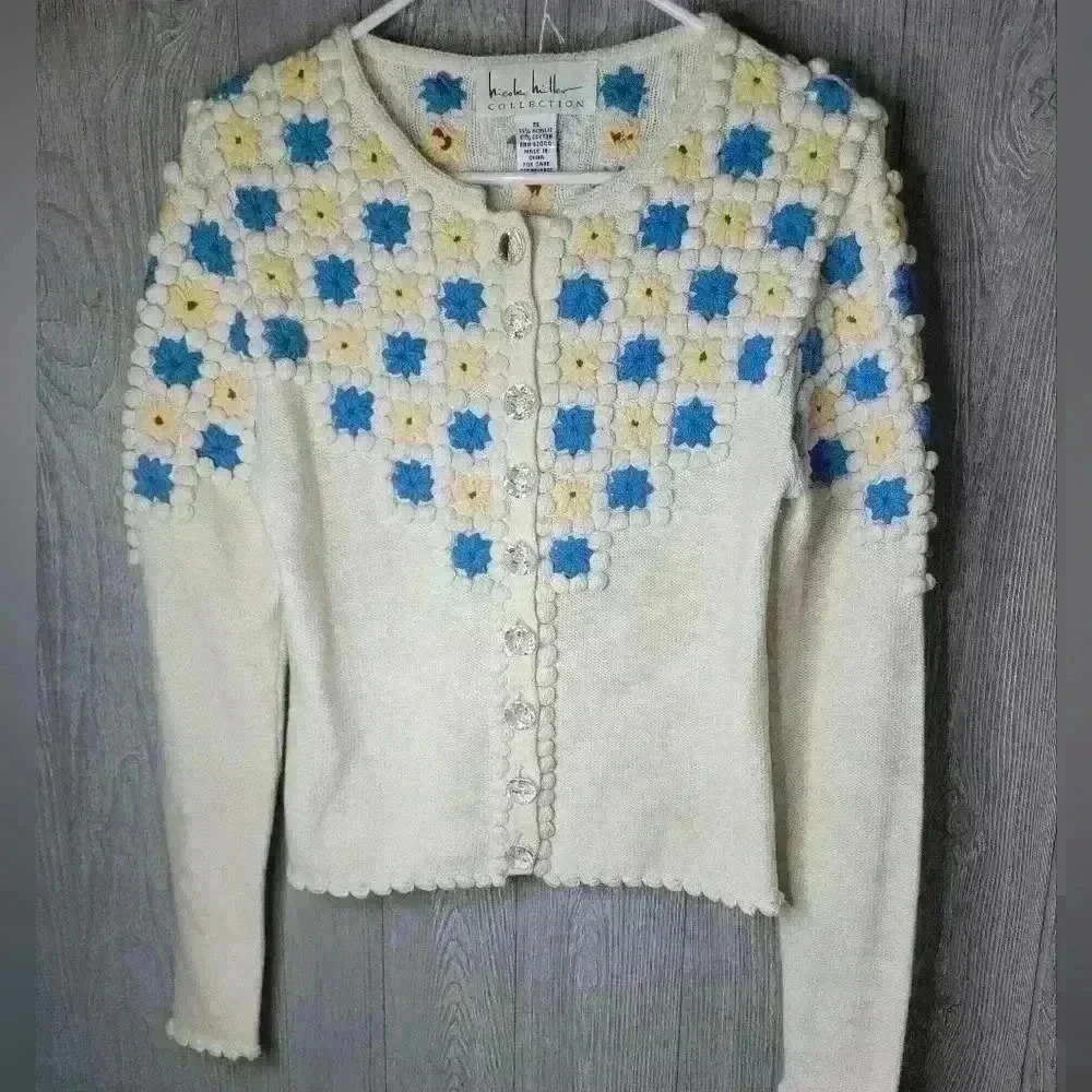 Nicole Miller embroidered cardigan size small cream with blue and yellow flowers